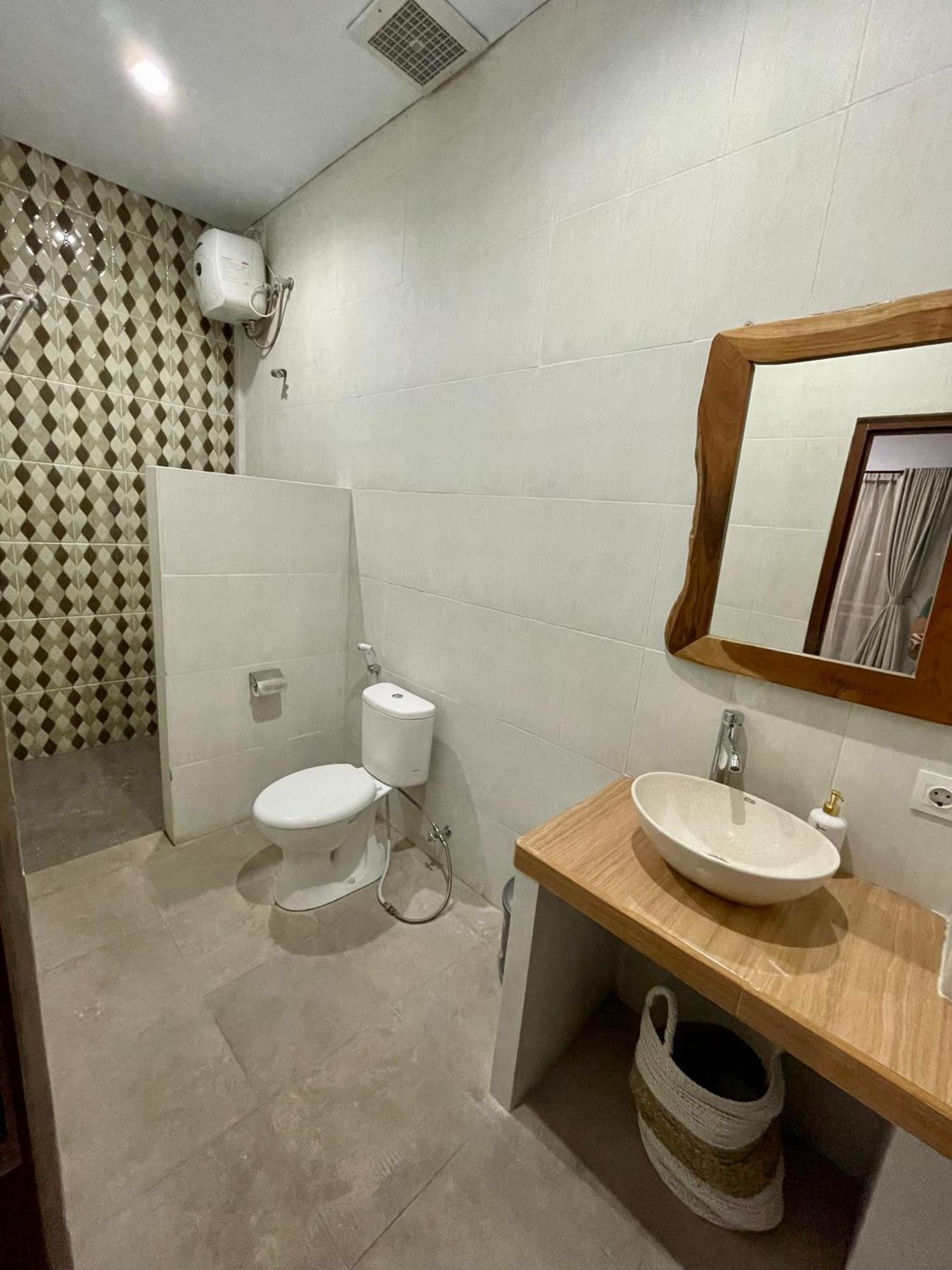 Chua Guest House Canggu エクステリア 写真